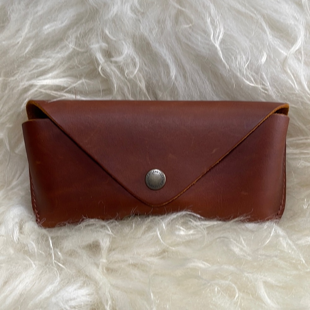 Portland Leather Brown Leather Cosmetic Case